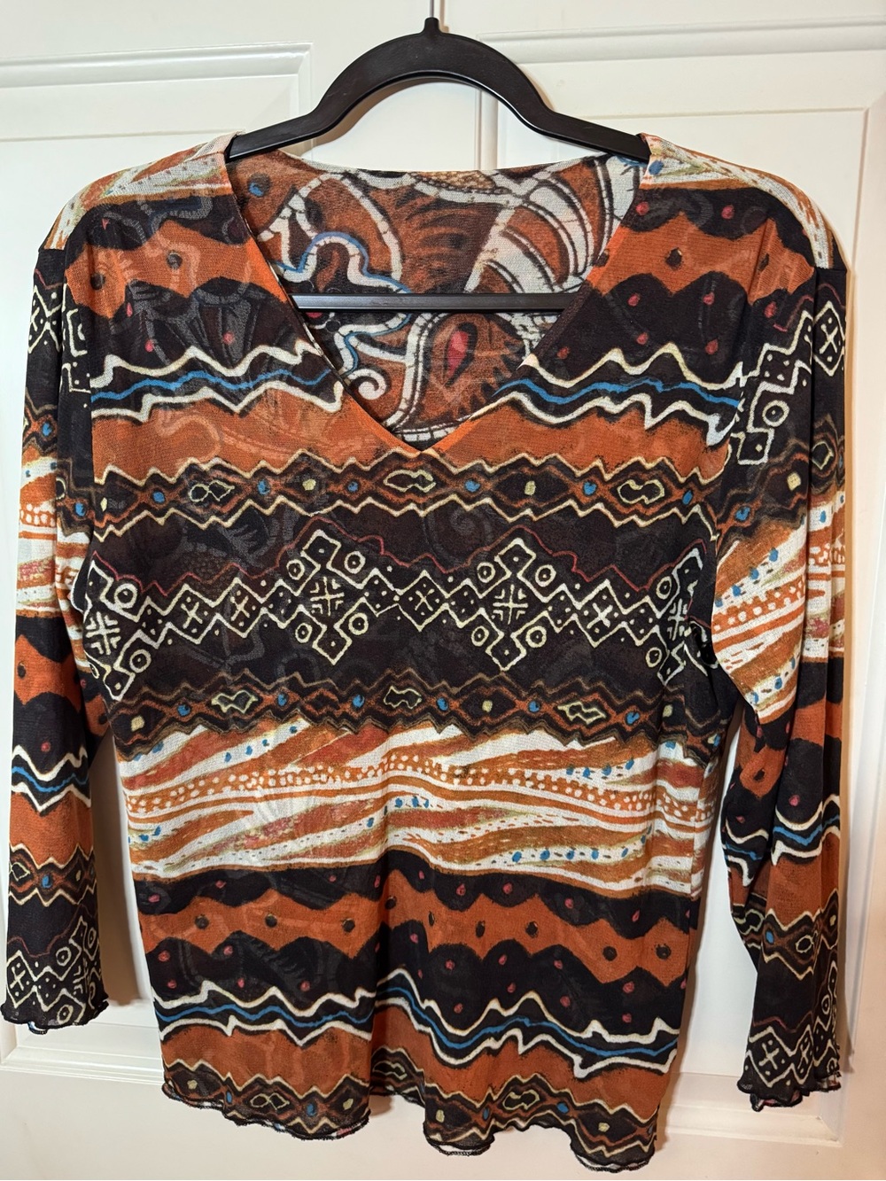 Chico's Reversible Top, V Neck Chico’s size 2
